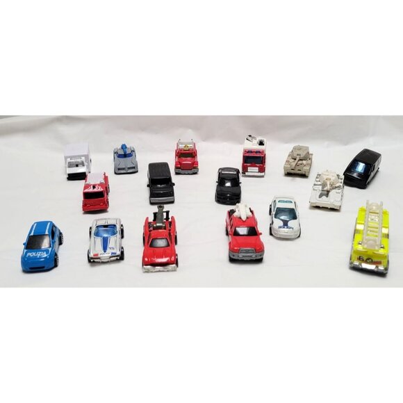 Lot of 16 Die-Cast Plastic Emergency Police Vehicles Tanks Hot Wheels Matchbox - Picture 5 of 9